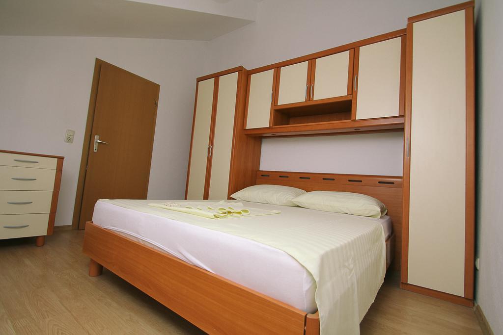 Apartments&Room Babic Kaštela Exterior foto