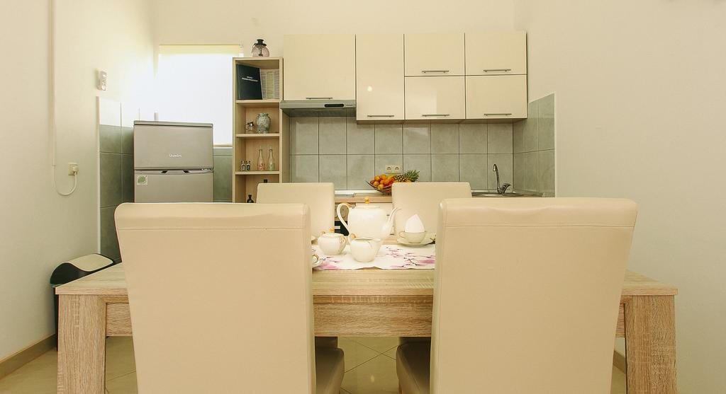 Apartments&Room Babic Kaštela Exterior foto
